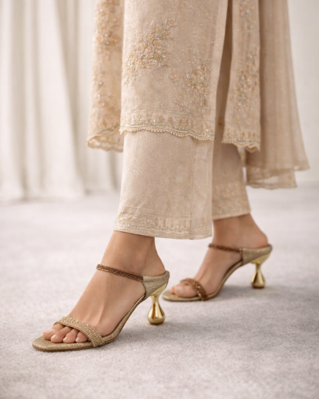 Golden Round Heel Sandal with Copper lace